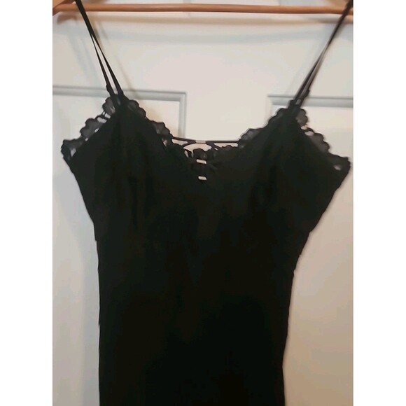 Guess Slip Dress Black Medium Mini Lacy Lined Adjustable Straps Sexy Wimsigoth - Picture 9 of 11